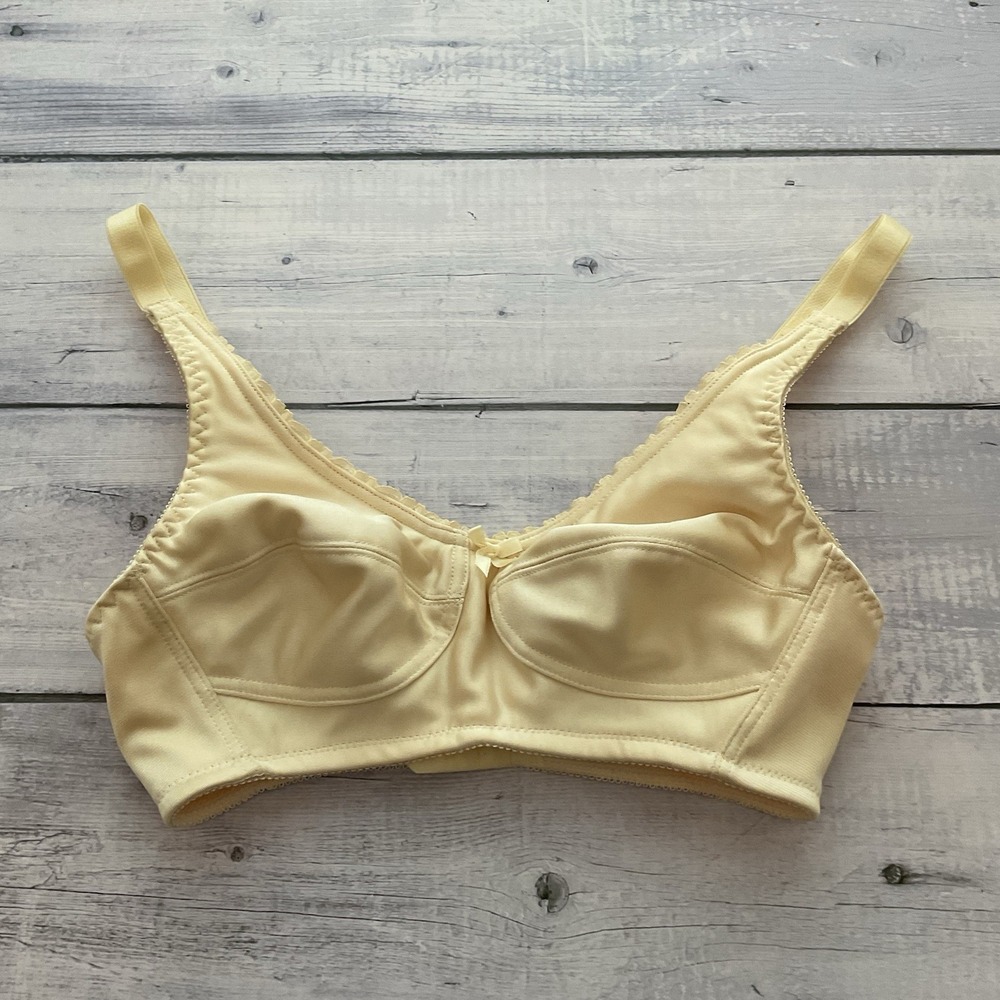 Airway Mastectomy Bra‎ Womens 32A Nude Beige Wireless Soft Cup 1480